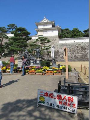 菊人形展・会場入口