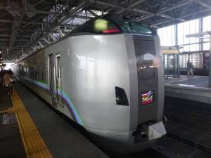 スーパーカムイ外観