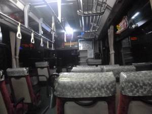 北紋バス車内