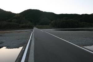 佐田沈下橋